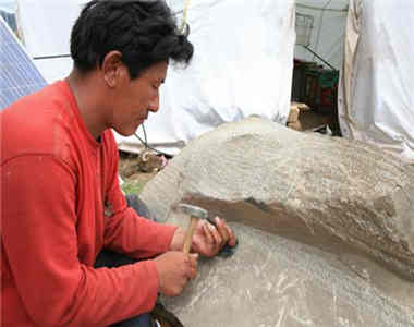 ༄༅།། རྡོ་བཟོ།