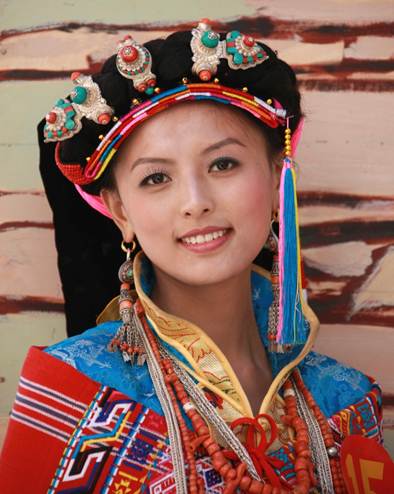 ༄༅།། གླིང་སྒྲུང་ལས་གནའ་རབས་བོད་རིགས་བུད་མེད་ཀྱི་ཐོབ་ཐང་སྐོར་ལ་རགས་ཙམ་དཔྱད་པ།