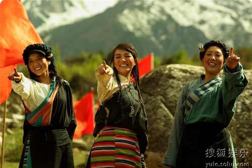 ༄༅། །མིག་སྔའི་བོད་ཀྱི་གླུ་གཞས་སྒྱུ་རྩལ་གྱི་གནད་འགའ།