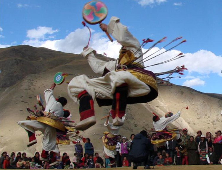 ༄༅།།འབྲི་རུ་སྟེང་དཀར་རས་པ།