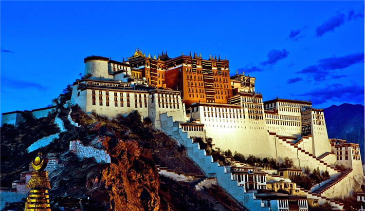 ༄༅།།བོད་གནའ་རབས་ཀྱི་ཁང་བའི་བཟོ་བཀོད་སྐོར་མདོ་ཙམ་གླེང་བ།