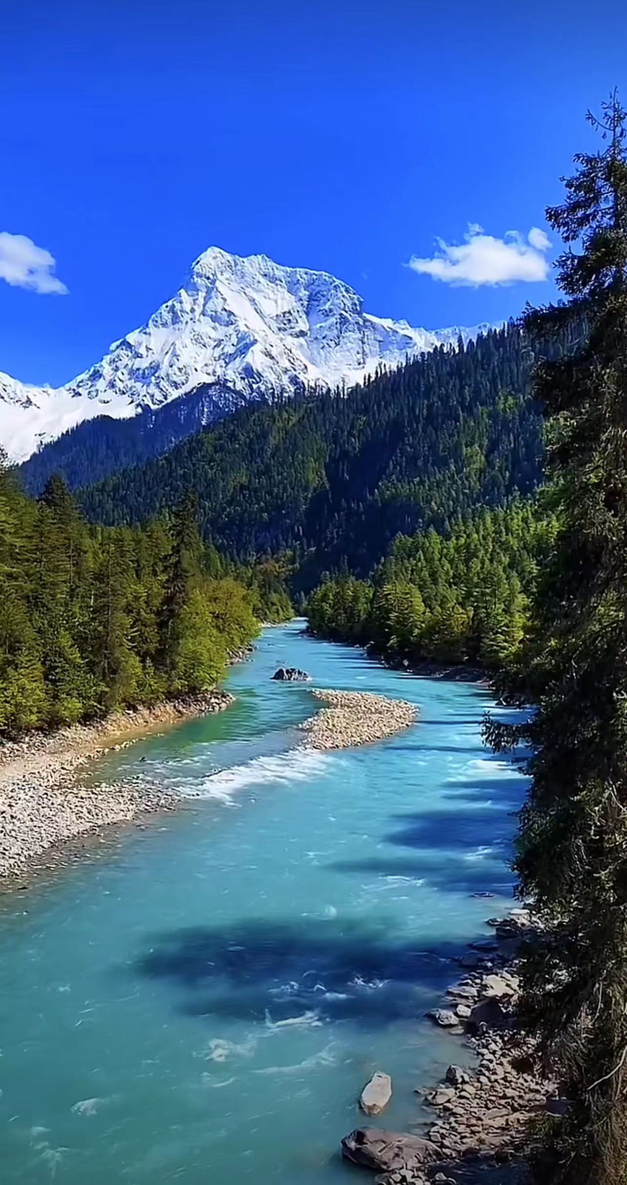 ༄༅།།གདོང་ཆོས་ལུ་བུ་ཡི་དར་འཕེན་གྱིས་བླངས་པའི་གླུ།
